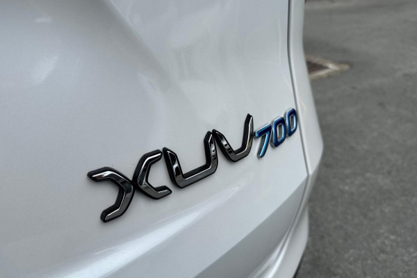 2025 Mahindra XUV700  AX7L SUV Image 27
