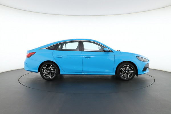 2024 MG MG5 AP32 Essence Sedan Image 2