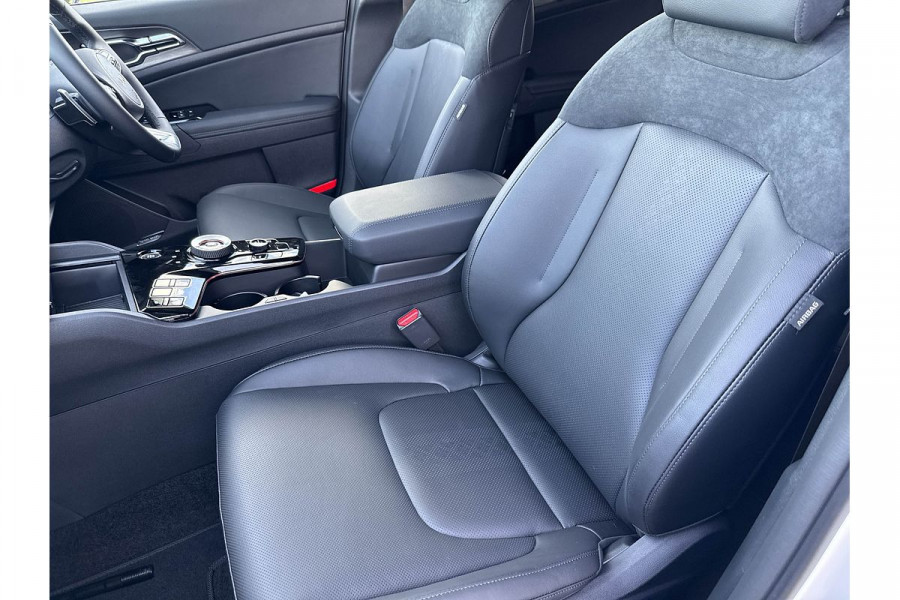2025 Kia Sportage NQ5 GT-Line SUV Image 25