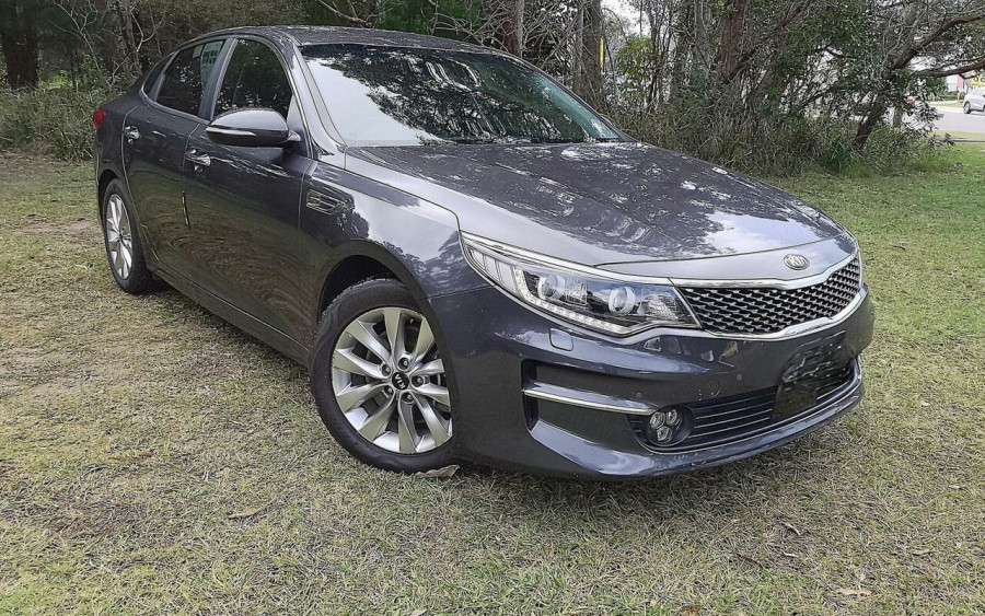2017 Kia Optima JF Si Sedan Image 1