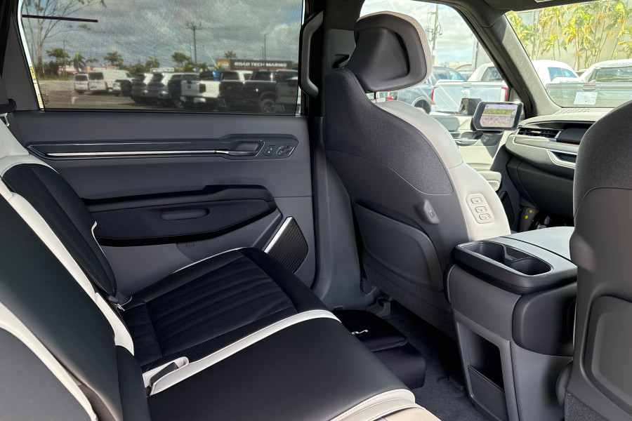  MY24 Kia EV9 MV GT-Line SUV Image 15
