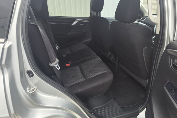 2019 Mitsubishi Pajero Sport QE GLX SUV Image 14