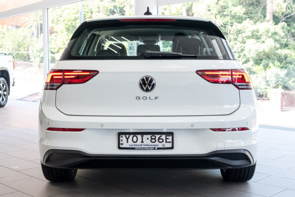 2024 Volkswagen Golf 8 110TSI Life Hatch Image 5