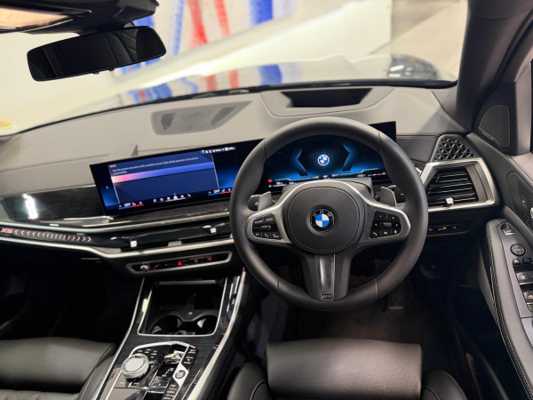 2025 BMW X5 G05 LCI xDrive40i M Sport SUV image 8
