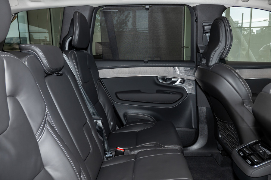 2025 MY26 Volvo XC90 L Series Ultra B5 Dark SUV