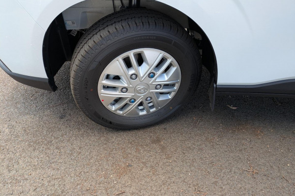 2026 LDV Deliver 7   Van Image 5