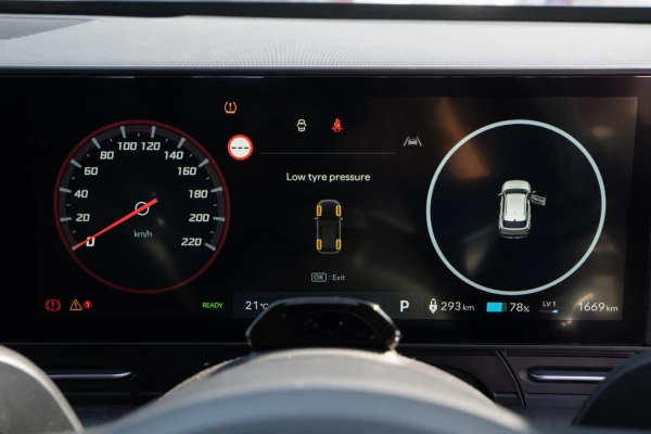 2024 Hyundai KONA SX2.V1  Electric SUV Image 10