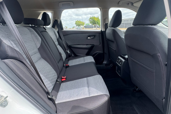 2024 MY25 Nissan X-Trail T33 ST SUV Image 10