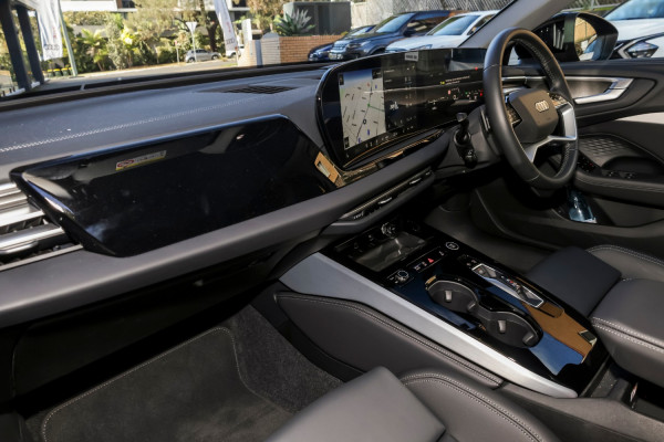 2025 Audi A5 B10 TFSI 150kW S line Sedan image 8