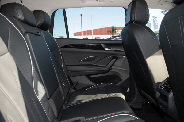 2025 Volkswagen Tayron R4 150TSI Elegance SUV Image 10