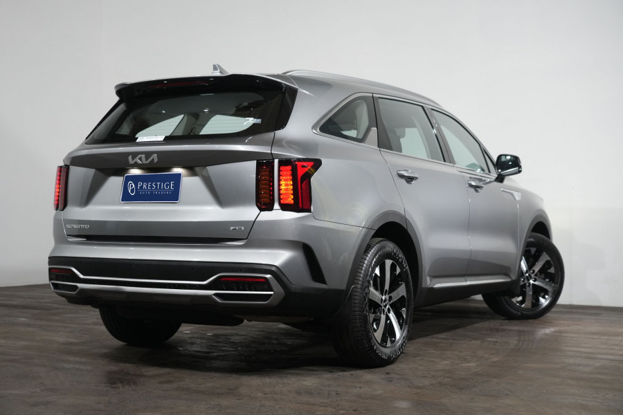 2022 Kia Sorento Sport SUV Image 7