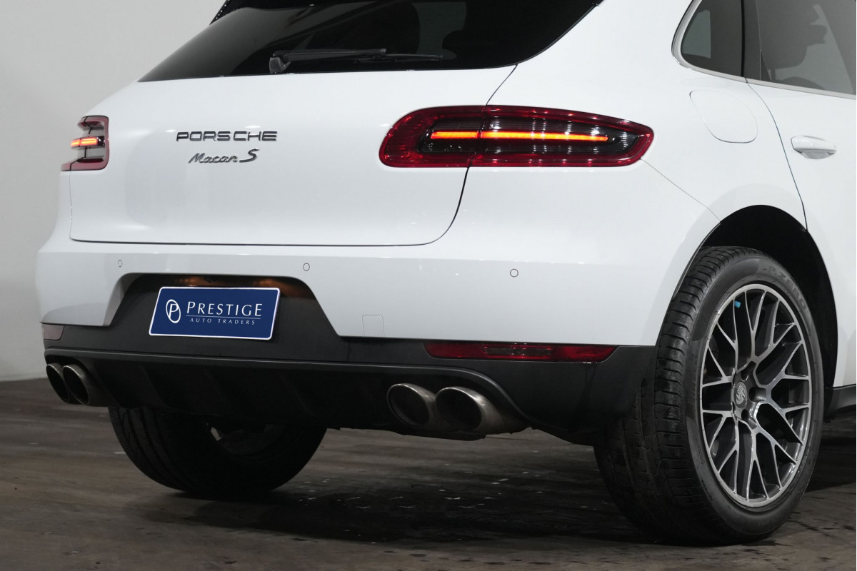 2018 Porsche Macan S SUV