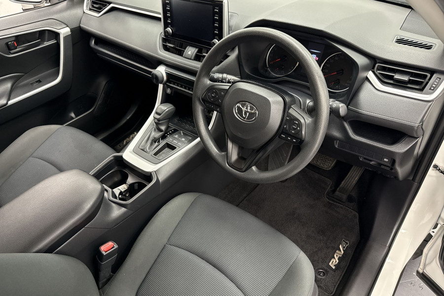 2020 Toyota RAV4 MXAA52R GX SUV Image 16