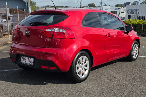 2013 Kia Rio UB S Hatch Image 10