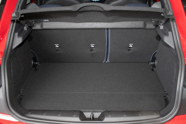 2026 MINI Cooper F65 C Favoured Hatch image 20