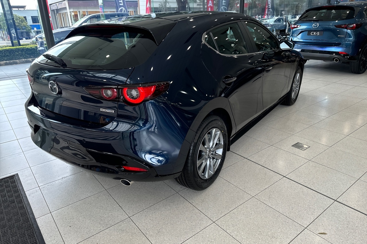 2024 Mazda 3 BP Series G20 Pure Hatch Image 8