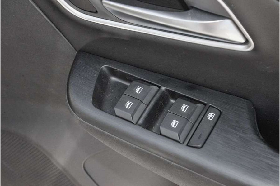 2026 MG ZS ZS32 Essence Hybrid+ SUV Image 17