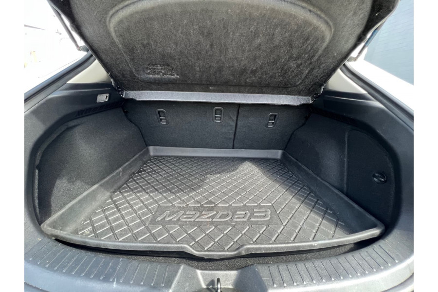 2015 Mazda 3 BM Series SP25 Hatch Image 15