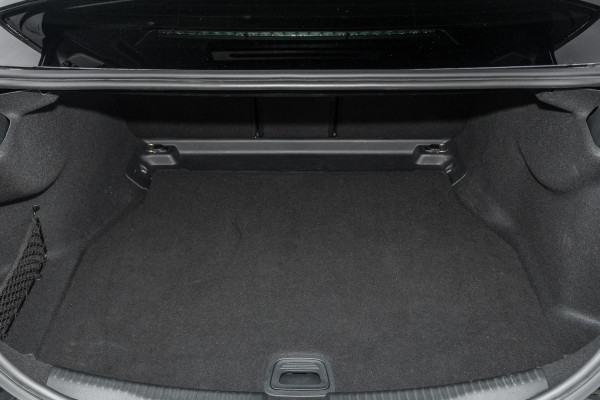 2022 Mercedes-Benz C-Class W206 C300 Sedan image 21