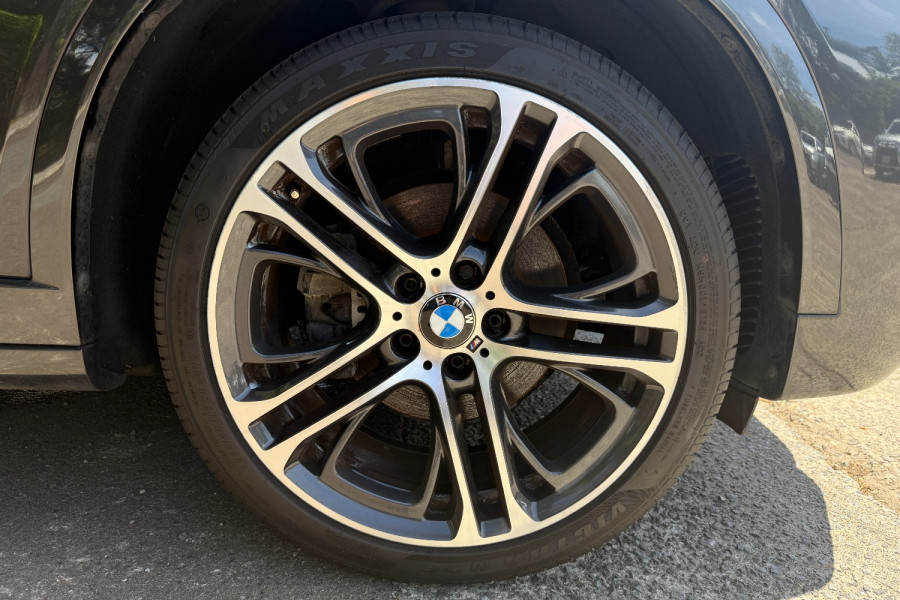 2017 BMW X4 F26 xDrive20d SUV Image 15