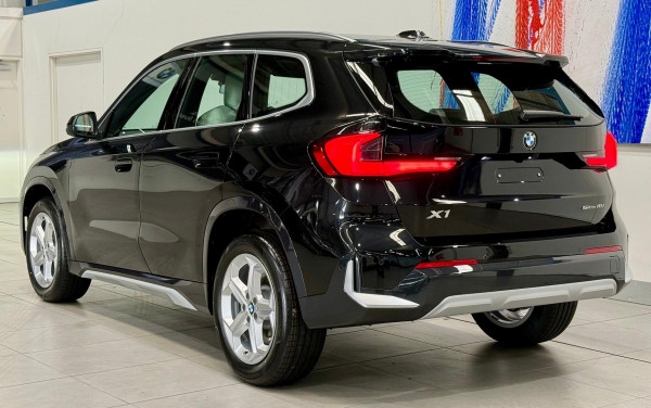 2026 BMW X1 U11 sDrive18i SUV image 5
