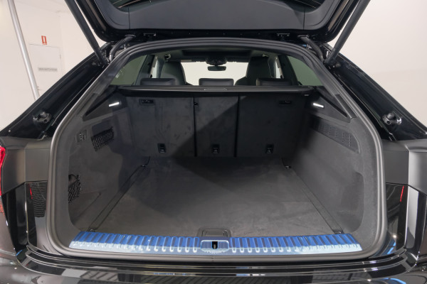 2026 Audi Q8 F1 TFSI 250kW S line SUV image 18