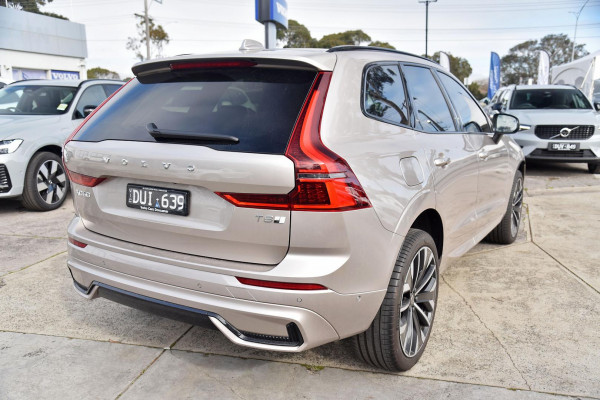 2025 MY26 Volvo XC60 UZ Ultra T8 Plug-in Hybrid Dark SUV Image 3