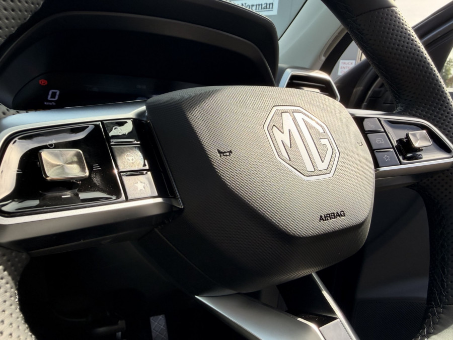 2026 MG ZS Essence Hybrid+ SUV Image 10