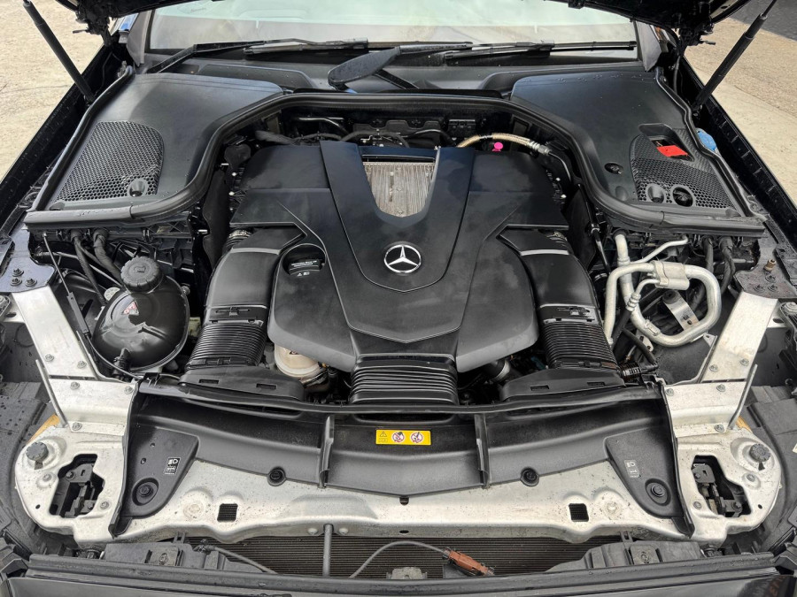 2017 Mercedes-Benz E-Class C238 E400 Coupe Image 27