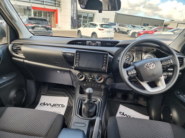 2022 Toyota HiLux TGN121R WorkMate Double-Cab Image 7