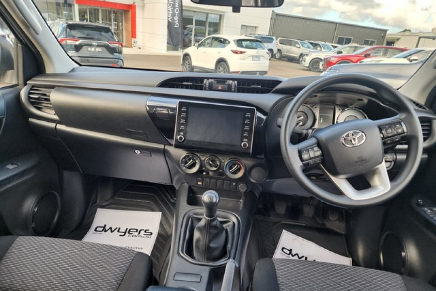 2022 Toyota HiLux TGN121R WorkMate Double-Cab Image 7