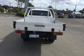 2013 MY14 Toyota HiLux SR 4x4 Double-Cab Cab-Chassis Cab chassis - dual cab