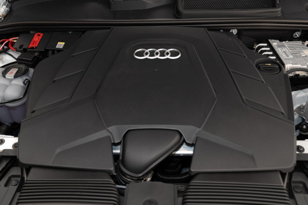 2025 MY26 Audi Q7 4M TFSI 250kW S line SUV image 26