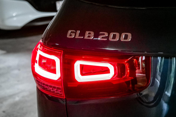 2020 Mercedes-Benz GLB-Class X247 GLB200 SUV image 22