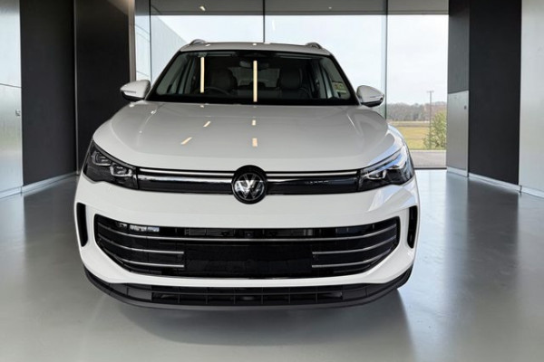 2026 Volkswagen Tiguan CT 150TSI Elegance SUV Image 2