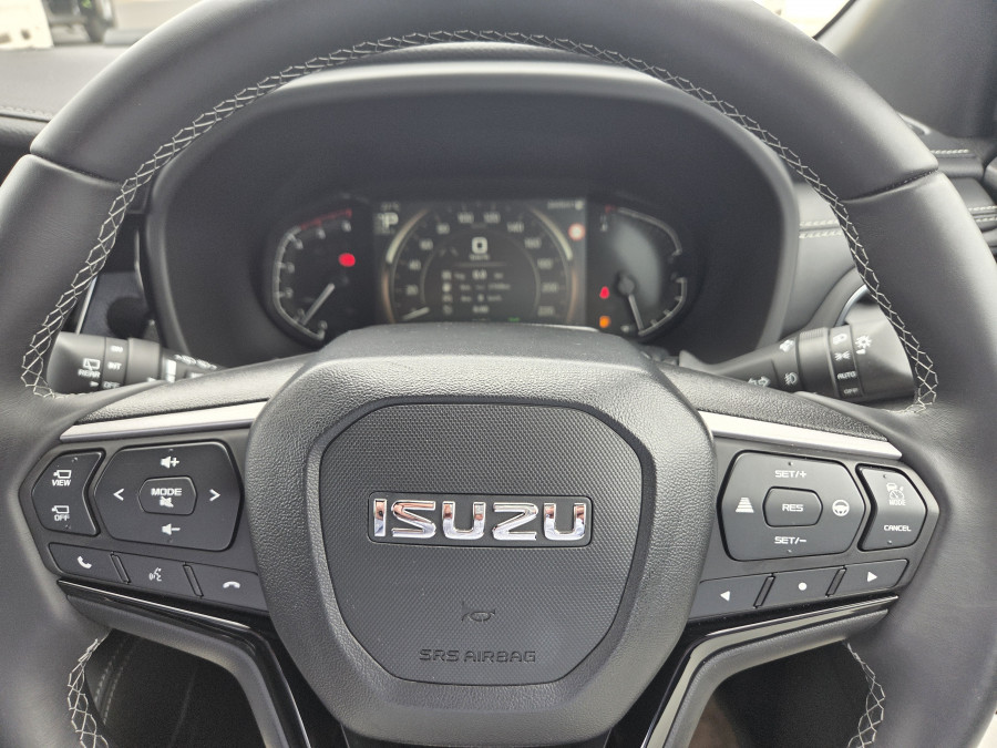 2025 MY25.5 Isuzu MU-X RJ LS-T SUV Image 9