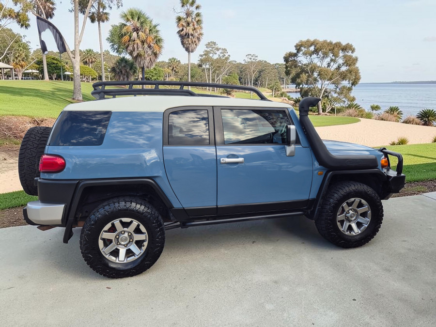 2015 MY14 Toyota FJ Cruiser GSJ15R SUV Image 7