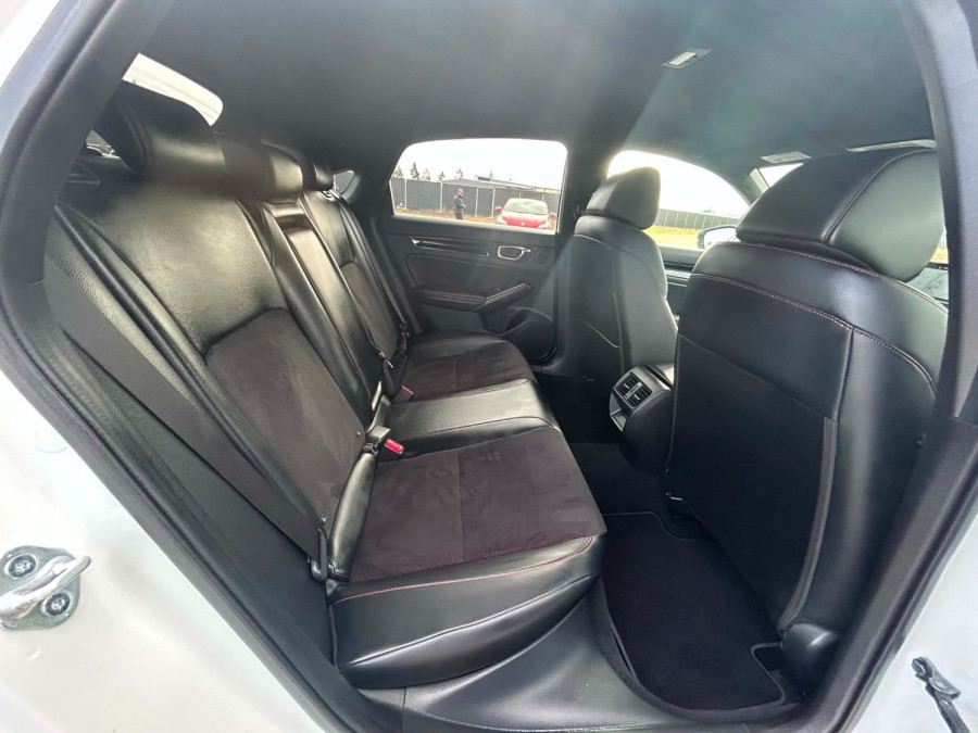 2022 Honda Civic 11th Gen VTi LX Hatch Image 11
