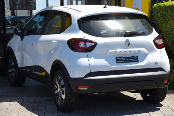 2018 Renault Captur J87 Zen Hatch Image 3