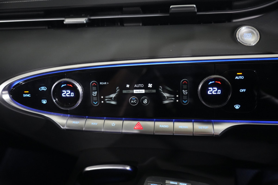 2024 Genesis GV70 2.5t SUV Image 18