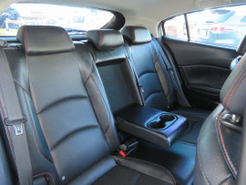 2015 Mazda 3 BM5438 SP25 Hatchback