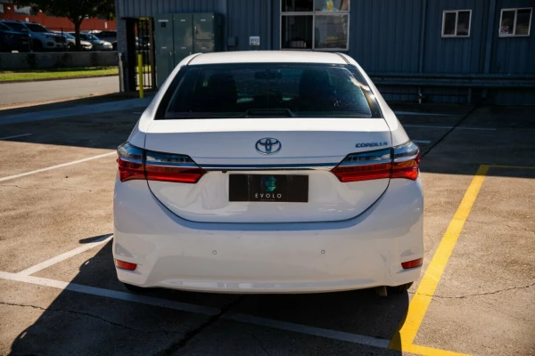 2016 Toyota Corolla ZRE182R Ascent Sedan Image 3