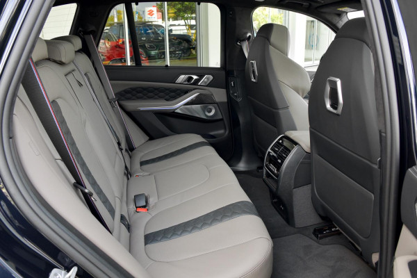 2026 BMW X5 M F95 LCI Competition SUV image 5