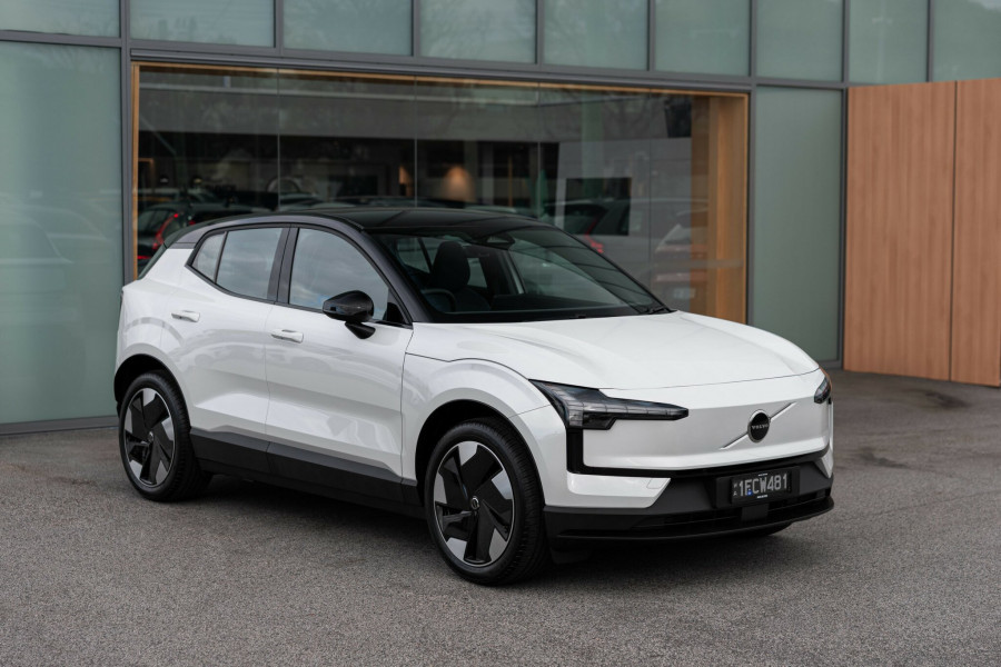 2026 MY27 Volvo EX30  Plus P5 Long Range SUV Image 1