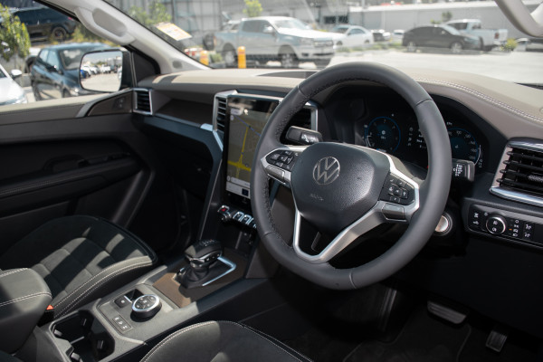 2025 Volkswagen Amarok NF TDI600 Style Ute Image 6