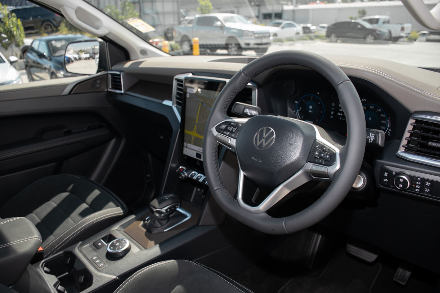 2025 Volkswagen Amarok NF TDI600 Style Ute Image 6