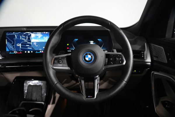 2025 BMW iX2 xDrive30 M Sport SUV Image 15