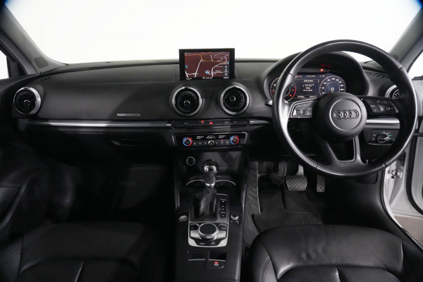 2019 Audi A3 35 TFSI Hatch Image 10