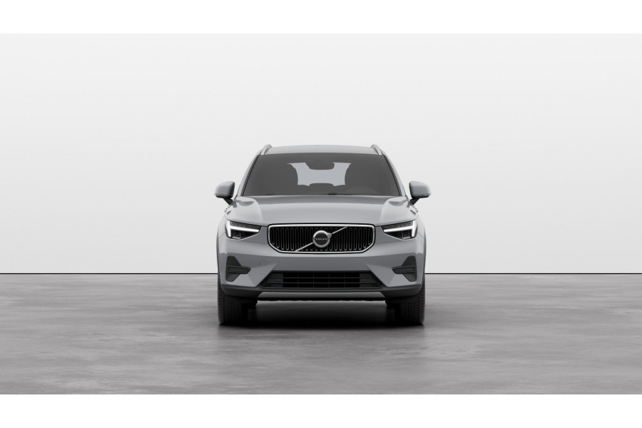 2025 Volvo XC40 XZ Plus B4 SUV Image 6