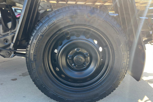2017 Toyota HiLux GUN123R SR Cab Chassis Image 31